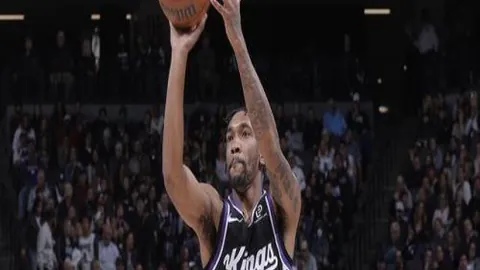 那不勒斯主席坚信奥斯梅恩留队，离队也能觅得杰出接班人！